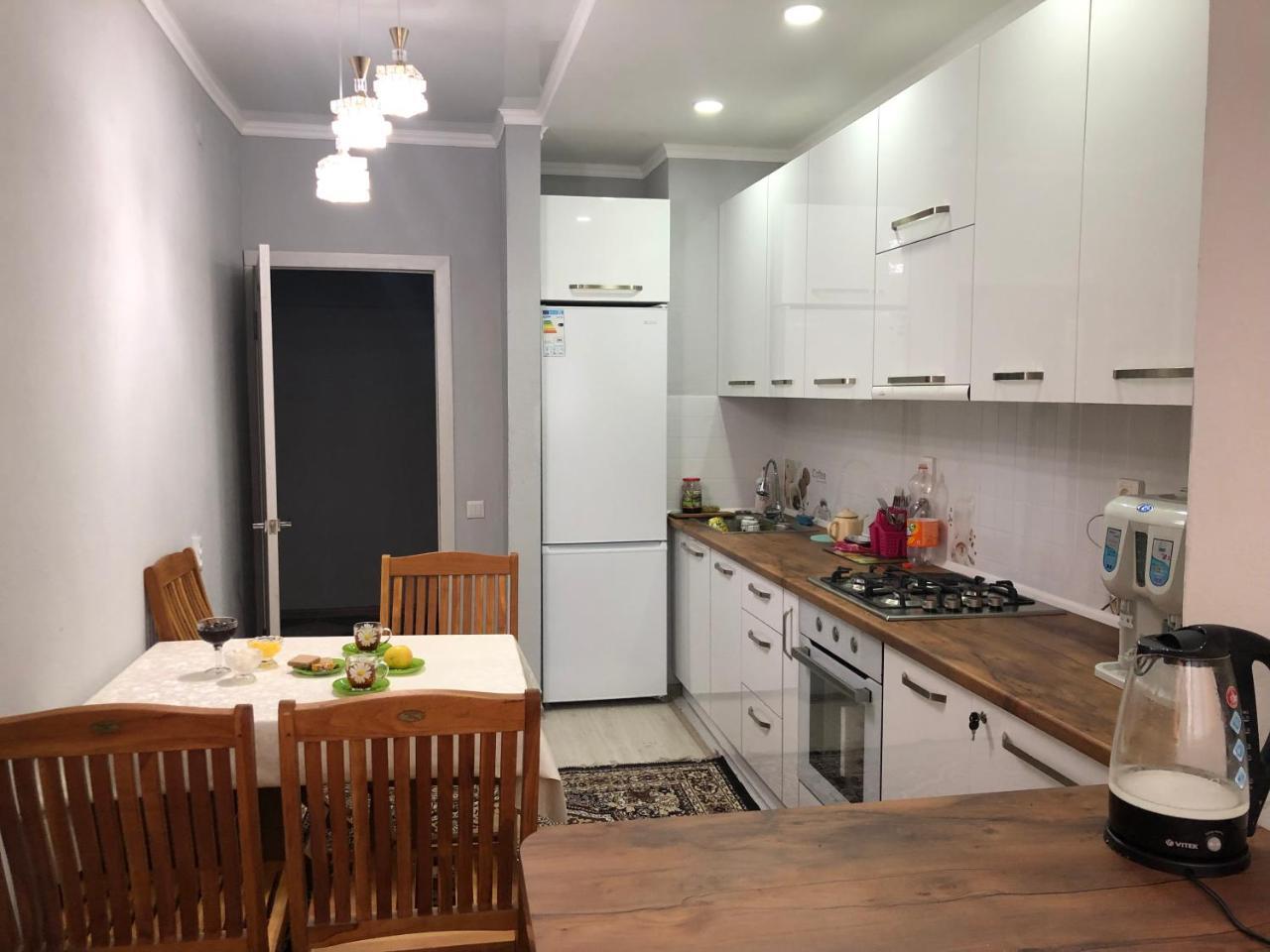 Flow Hostel Бишкек Экстерьер фото